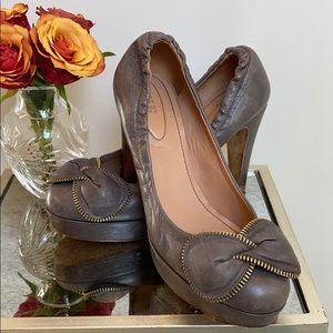 SEE by Chloe grey zipper bow heels